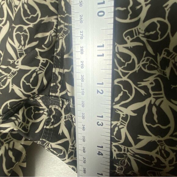 Penguin by Munsingwear Penguin Print Board Shorts Size 36 - Picture 11 of 13